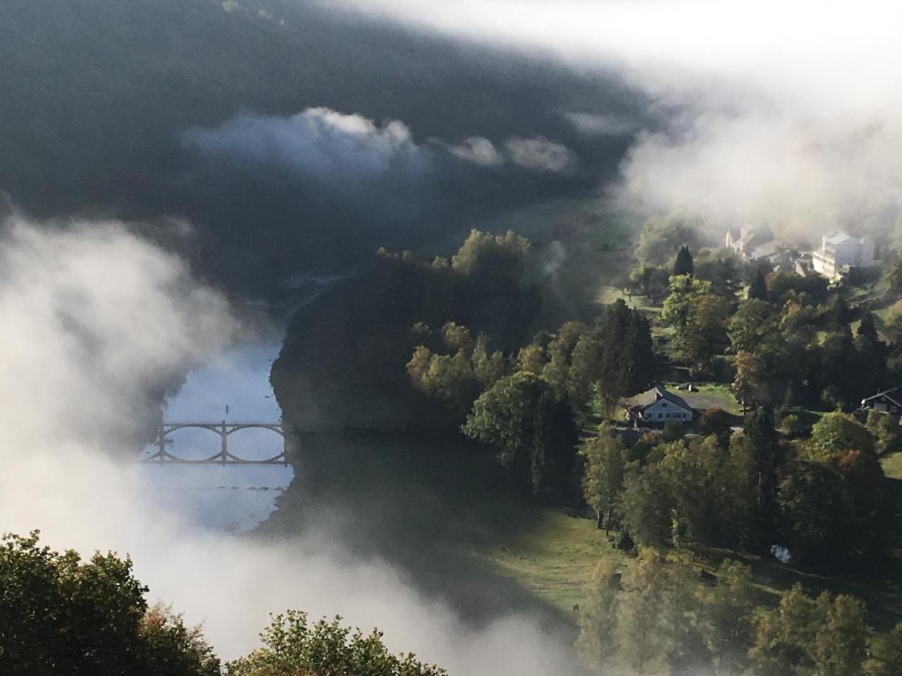 La Petite Passerelle A Mouzaive Vresse-sur-Semois Dış mekan fotoğraf